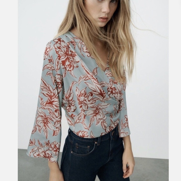 Zara Pullover Floral Faux Wrap Long Sleeve Top Size Medium - Picture 1 of 5